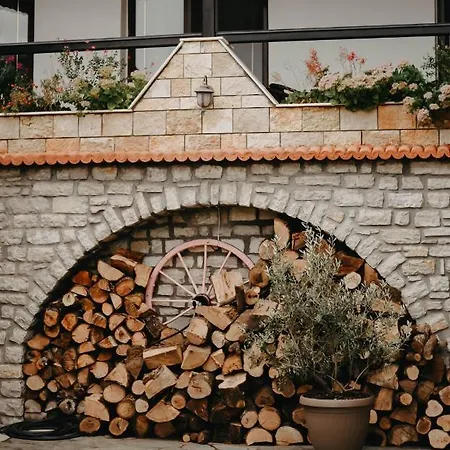 Obrava Double Mountain View * Kotronion (Trikala)