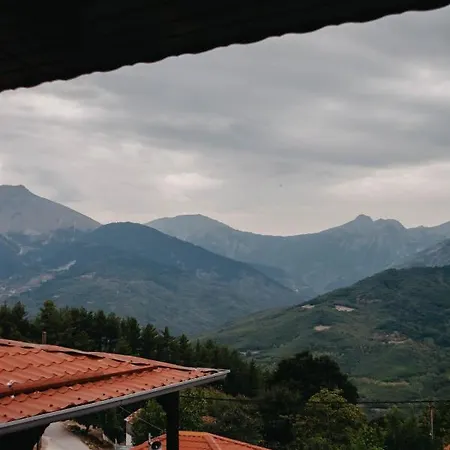 Obrava Double Mountain View *